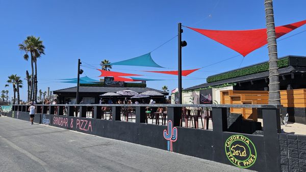 Sahara SandBar and Pizza by null