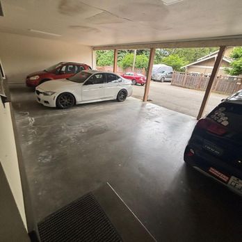 TIS Smart Cleaning - Residential Building- Garage Cleaning - Home Cleaning Near Me - Seattle, Washington