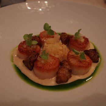 Senia - Scallop - Cocktail Bars Near Me - Honolulu, Hawaii Senia - Scallop - Cocktail Bars Near Me - Honolulu, Hawaii