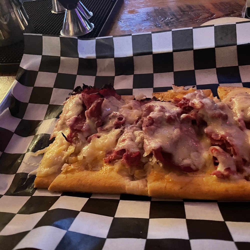 12 Gates Brewing - Flatbread pizza - Breweries Near Me - Williamsville, New York 12 Gates Brewing - Flatbread pizza - Breweries Near Me - Williamsville, New York