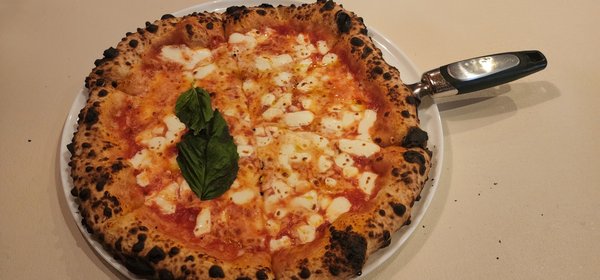 Antica Pizzeria & Market by null