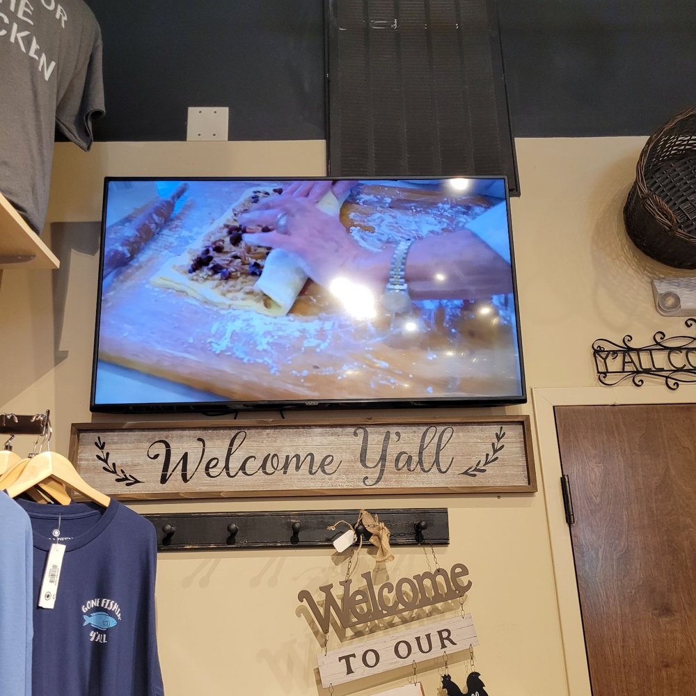 Paula Deen Store - Grocery Near Me - Gatlinburg, Tennessee Paula Deen Store - Grocery Near Me - Gatlinburg, Tennessee