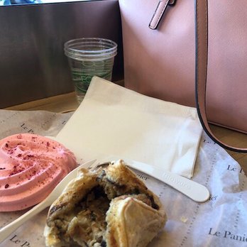 Le Panier - Champignon and meringue - Bakeries Near Me - Seattle, Washington