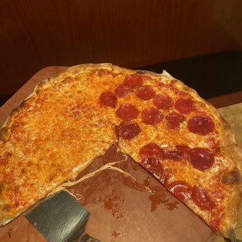 Hot Pie Pizza - Half Plain Half Pepperoni Large Pie - Pizza Near Me - West Palm Beach, Florida