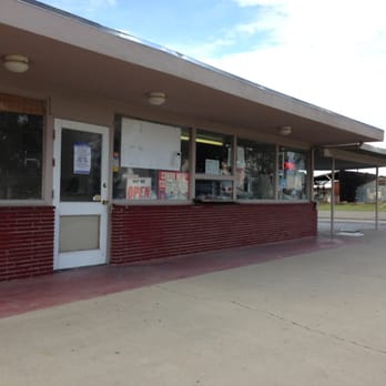 Mom's Drive-In - the front of the store - Mexican Near Me - Tranquillity, California Mom's Drive-In - the front of the store - Mexican Near Me - Tranquillity, California