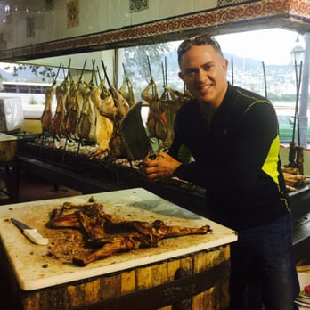 El Rey del Cabrito - The let me come in the kitchen to "Chop-chop-chop" - Steakhouses Near Me - Monterrey, NLE