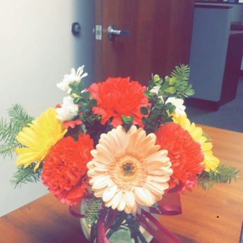 Angie's Flowers - Thank you bouquet - Florists Near Me - Los Angeles, California Angie's Flowers - Thank you bouquet - Florists Near Me - Los Angeles, California