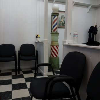 Tipton Barber Shop - Barbers Near Me - Shelbyville, Kentucky Tipton Barber Shop - Barbers Near Me - Shelbyville, Kentucky