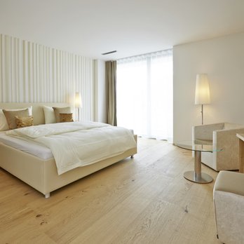 Birdland - Deluxe - Hotels Near Me - Sempach Station, LU
