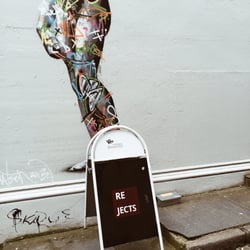 Reedprojects Gallery - Velkommen til Reedprojects Gallery. Byens eneste streetart galleri.