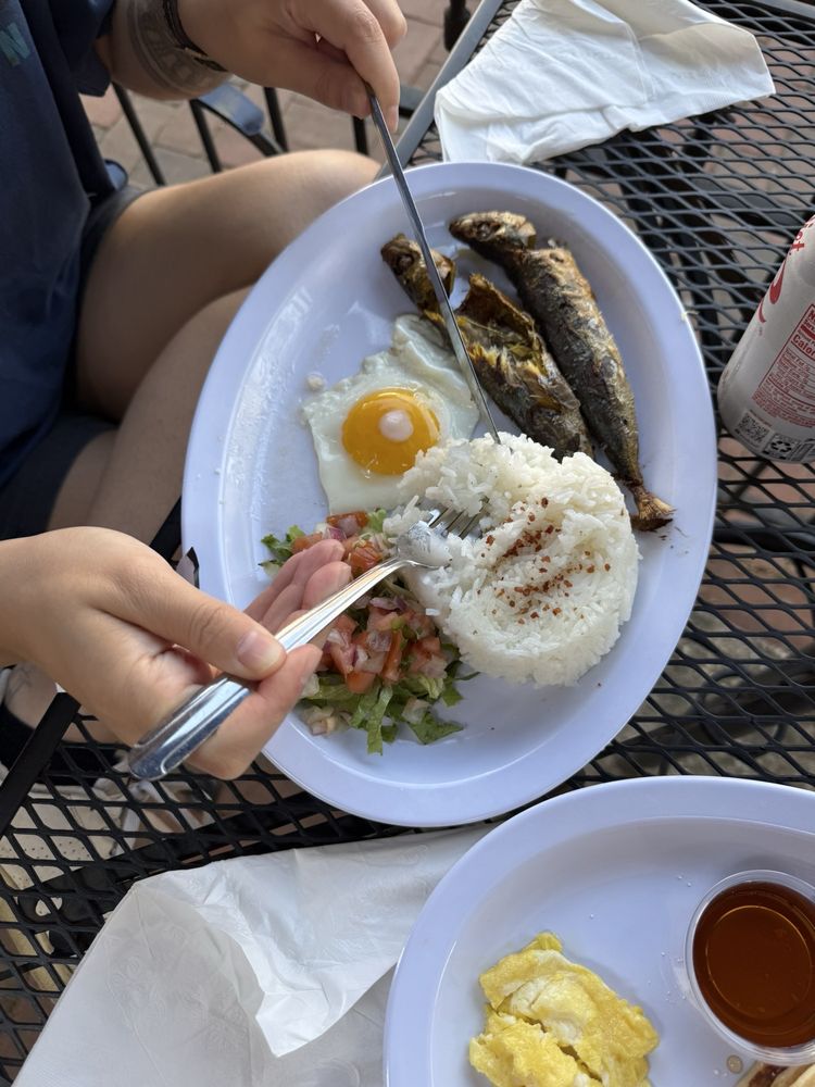 Tortilla Cafe — Mexican restaurant in Washington, DC