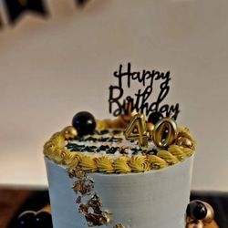 Customer cake.