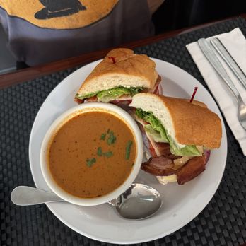 Alba's Kitchen - Tomato Soup & Turkey Club - Pizza Near Me - Woodstock, New York