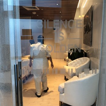 Lapis Spa - Quiet/relaxation room (where we rested while half of the girls were getting their facials) - Day Spas Near Me - Miami Beach, Florida Lapis Spa - Quiet/relaxation room (where we rested while half of the girls were getting their facials) - Day Spas Near Me - Miami Beach, Florida