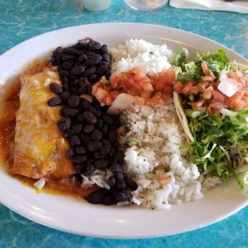 Wahoo's Fish Tacos - #2 Entree Combo, with Carne Asada Enchilada and Carnitas Taco. - Mexican Near Me - Norco, California