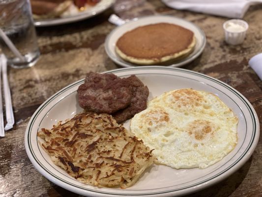 The Magnolia Pancake Haus by null