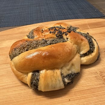 Progreso Cafe - Black sesame bun - Cafes Near Me - Long Island City, New York