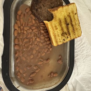 Swingin' Steaks - Ground sirloin steak, pinto beans and garlic toast. I Chose to pass on the salad - Steakhouses Near Me - Mexican Hat, Utah