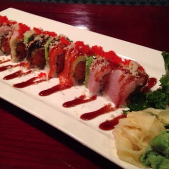 Ozu852 - The magic roll with spicy tuna, salmon, yellowtail, avocado and eel. Perfect! - Sushi Bars Near Me - Englewood, Ohio