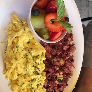 Chad's - Corned Beef Hash & Eggs - Breakfast & Brunch Near Me - Santa Barbara, California