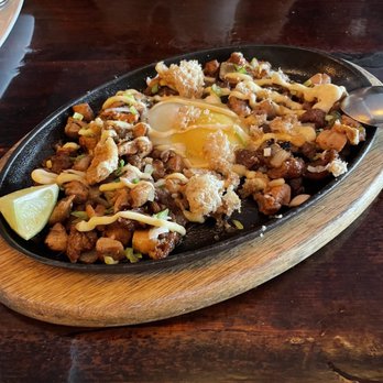 Islas Filipino BBQ and Bar - Sesig - Filipino Near Me - Toronto, Ontario Islas Filipino BBQ and Bar - Sesig - Filipino Near Me - Toronto, Ontario