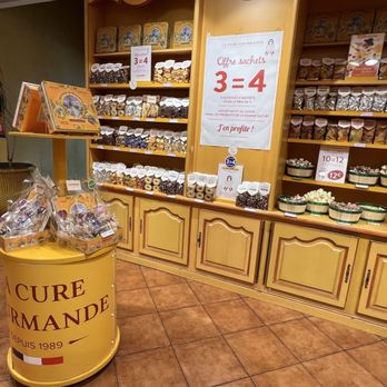 La Cure Gourmande - Candy Stores Near Me - Marseille, 13 La Cure Gourmande - Candy Stores Near Me - Marseille, 13