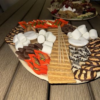 Boarded Custom Charcuterie - Food Delivery Services Near Me Boarded Custom Charcuterie - Food Delivery Services Near Me