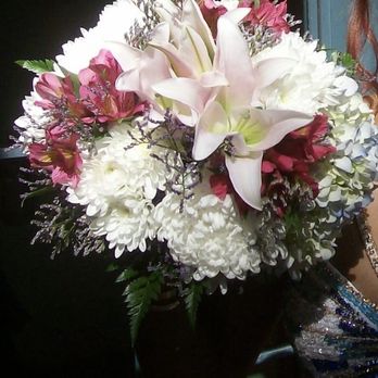 Hershey Florists - Prom Bouquet - Florists Near Me - Saint Cloud, Florida