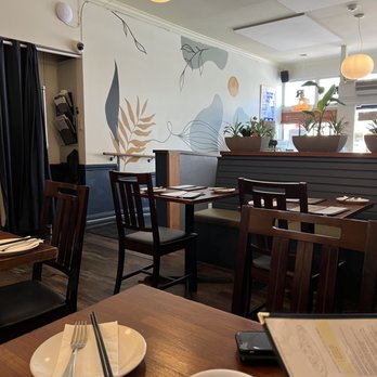 B Star - Dining Area - Burmese Near Me - San Francisco, California B Star - Dining Area - Burmese Near Me - San Francisco, California