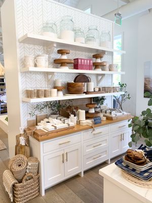 Serena & Lily Pacific Palisades by null