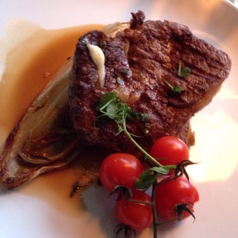 Bar Baarsch - Prima de luxe... Kalfs rib eye met gecaramelliseerde witlof. Snel en simpel... - Gastropubs Near Me - Amsterdam, New Hampshire