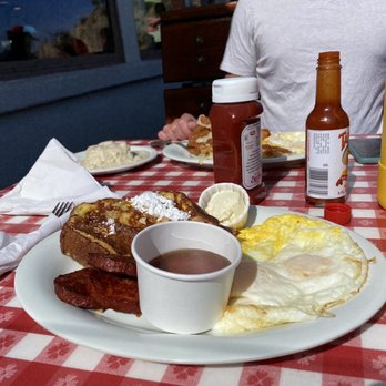 Original Jack's Country Kitchen - Hawaiian French toast, country fried chicken in background - American Near Me - Avalon, California Original Jack's Country Kitchen - Hawaiian French toast, country fried chicken in background - American Near Me - Avalon, California