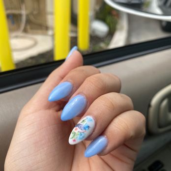 Dila Nails - Nexgen Manicure - Nail Salons Near Me - Boynton Beach, Florida