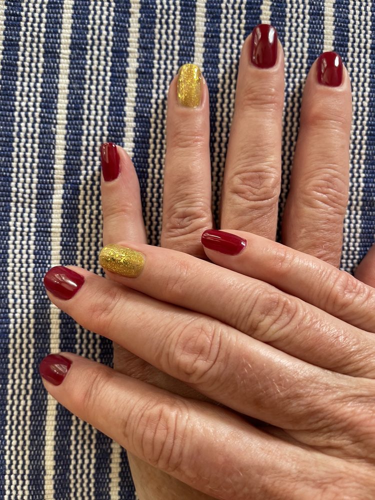 NAIL CREST Updated September 2024 29 Reviews 333 W Main St