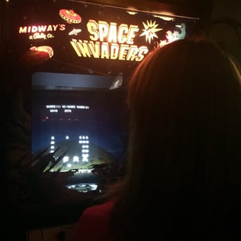 EightyTwo - Space Invaders - Bars Near Me - Los Angeles, California