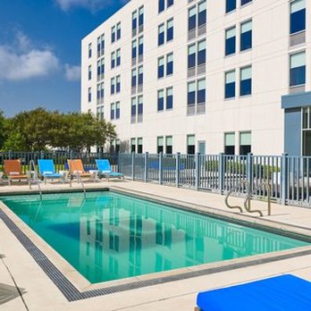 Aloft by Marriott Frisco - Hotels Near Me - Frisco, Texas