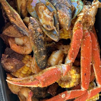 Capri Seafood - Mini combo ! - Seafood Near Me - Providence, Rhode Island Capri Seafood - Mini combo ! - Seafood Near Me - Providence, Rhode Island