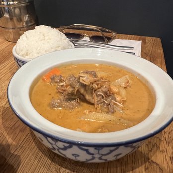 Glur - Thai Near Me - New York, New York