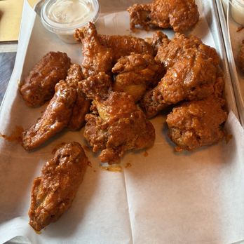 Randy's Wooster Street Pizza - Pizza Near Me - Manchester, Connecticut