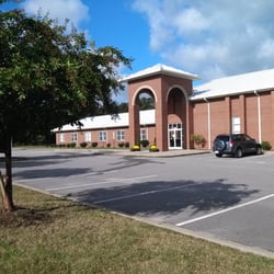 Christ Community United Methodist Church - Sunday Worship services are at 10:30 am (English) and 5:15 (Spanish)