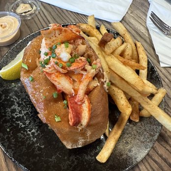 Hook & Anchor - Seafood Near Me - Costa Mesa, California Hook & Anchor - Seafood Near Me - Costa Mesa, California