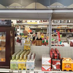 Philomath Liquor Store - Inside