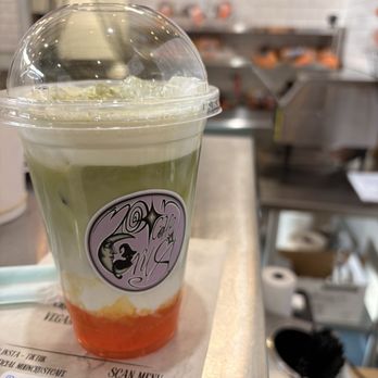 Moon Crust Cafe - Bubble Tea Near Me - Louisville, Kentucky Moon Crust Cafe - Bubble Tea Near Me - Louisville, Kentucky