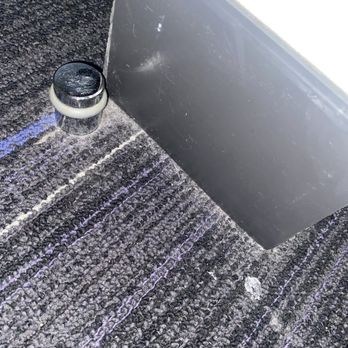 Pod 51 - Dust on floor - Hotels Near Me - New York, New York