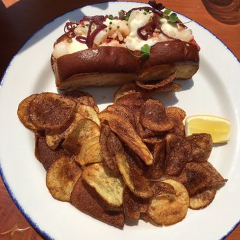 Cindy's Rooftop - Lobster Roll (4.5/5) - New American Near Me - Chicago, Illinois Cindy's Rooftop - Lobster Roll (4.5/5) - New American Near Me - Chicago, Illinois