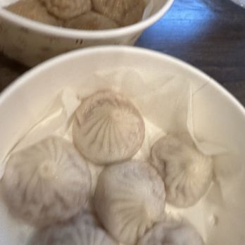 Nan Xiang Express  - Regular soup dumpling - Shanghainese Near Me - Boston, Massachusetts