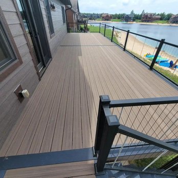 Deck Dogs - Composite Deck Contractor in Greater Madison Area, WI - Decks & Railing Near Me - Mazomanie, Wisconsin