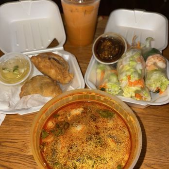 Kacha Thai - Full meal with Thai iced tea and tom yum soup with chicken - Thai Near Me - Hopewell, Virginia Kacha Thai - Full meal with Thai iced tea and tom yum soup with chicken - Thai Near Me - Hopewell, Virginia