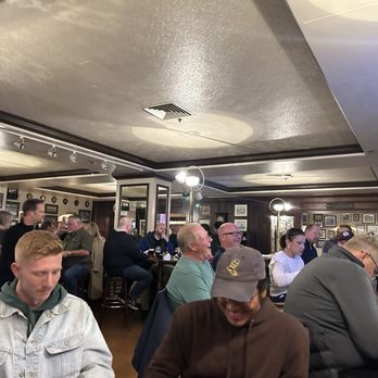 Kitty O'Sheas - Inside - Irish Near Me - Chicago, Illinois