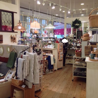 キャトル セゾン パルコ店 Gift Shops 青葉区中央1 2 3 仙台市 宮城県 Japan Phone Number Yelp